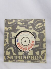 Vlach, Karel se svým orchestrem, Melodie z Rhapsody in Blue / Říkej mi to potichoučku, 1965